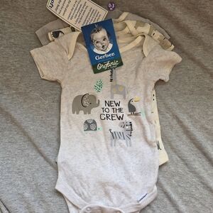 Gerber Light Heather Gray Organic Baby One-Piece Bodysuit with Animal Print